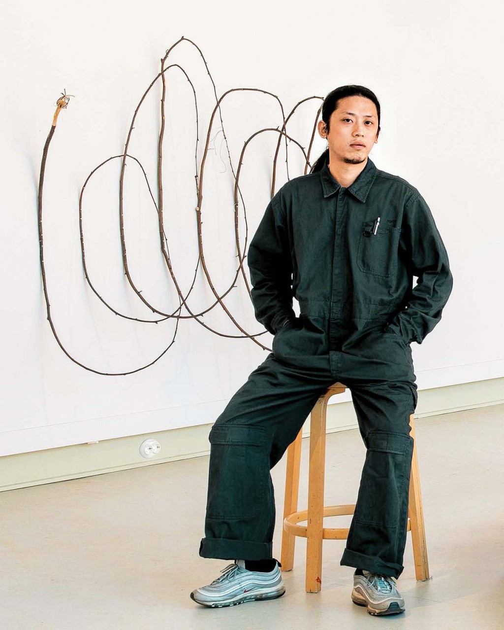 香港木匠藝術家Didi Ng將家具設計與雕塑藝術融合。