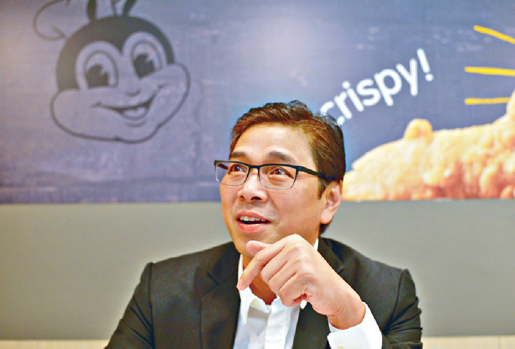 ■快樂蜂國際營運副總裁Dennis M. Flores。