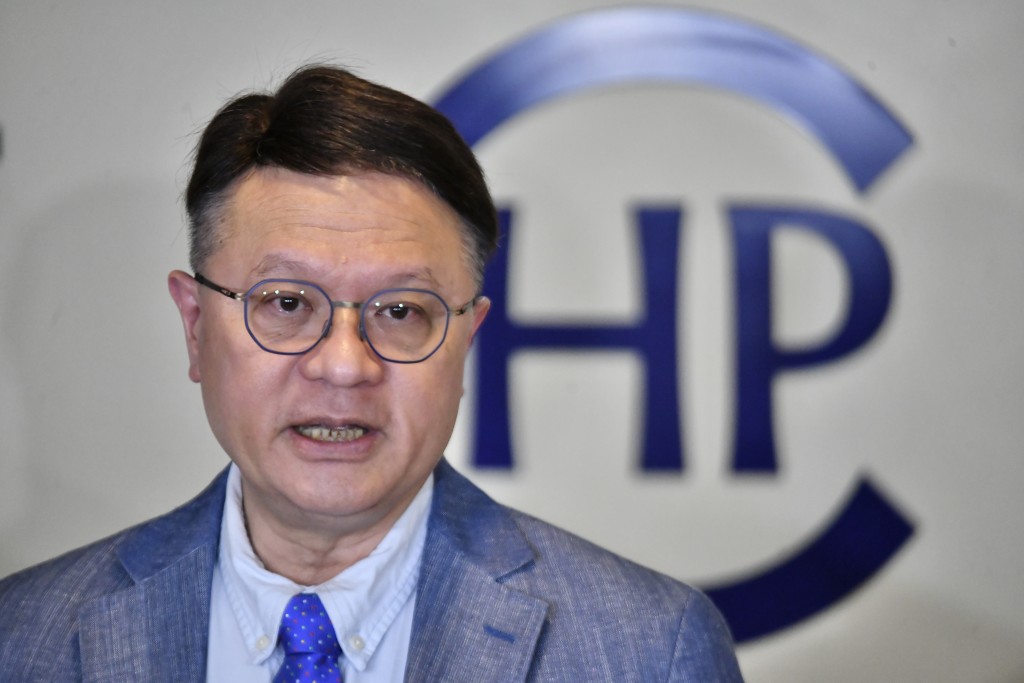 中大學呼吸系統科講座教授許樹昌。資料圖片 中大學呼吸系統科講座教授許樹昌。資料圖片