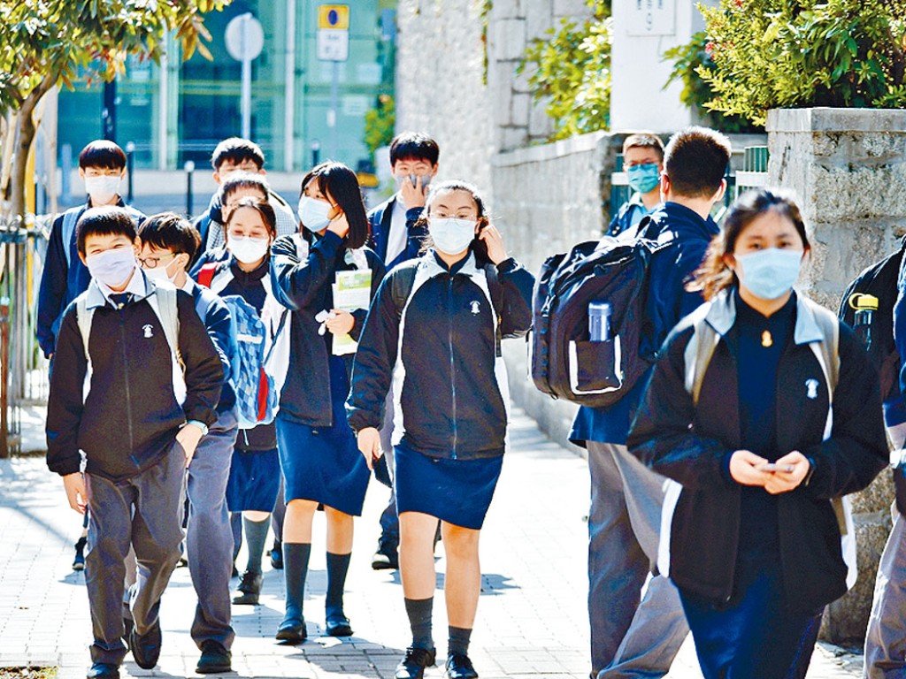 直資學校收生下跌，撥作學費減免和獎助學金的撥備亦受影響。本報獲悉多校申請特別豁免，以往學費全免的基層生，因此須繳交學費。 