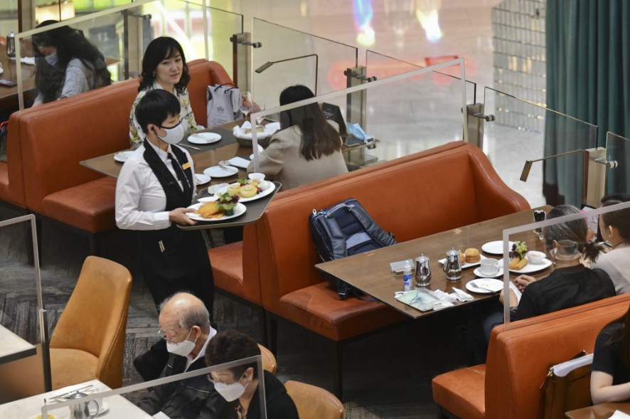 本港餐飲業於服務質素上有提升空間。資料圖片 本港餐飲業於服務質素上有提升空間。資料圖片
