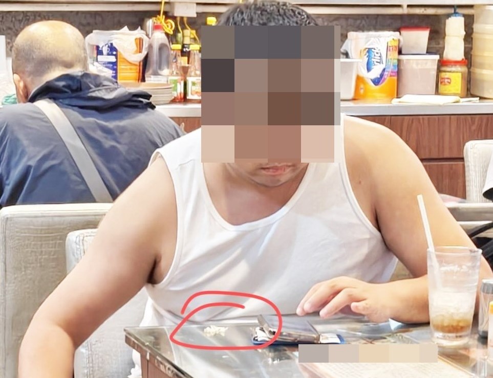 facebook截圖(資料來源:Terry Lee@facebook好fashion呀你) facebook截圖(資料來源:Terry Lee@facebook好fashion呀你)