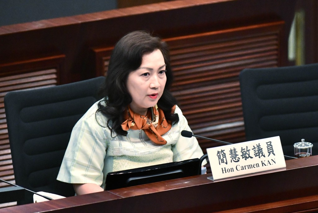 簡慧敏在無競爭下爛選港大校董會成員。
