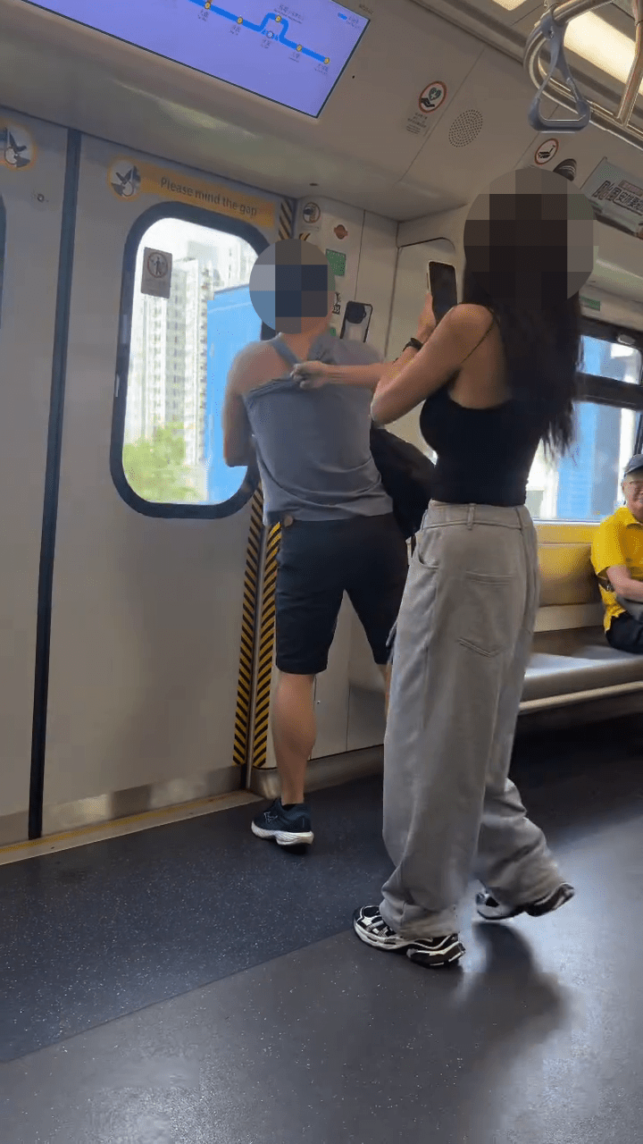 女子大叫「有鹹濕佬呀」，又著其他乘客「快啲影佢呀快啲」。Threads：dse2.028