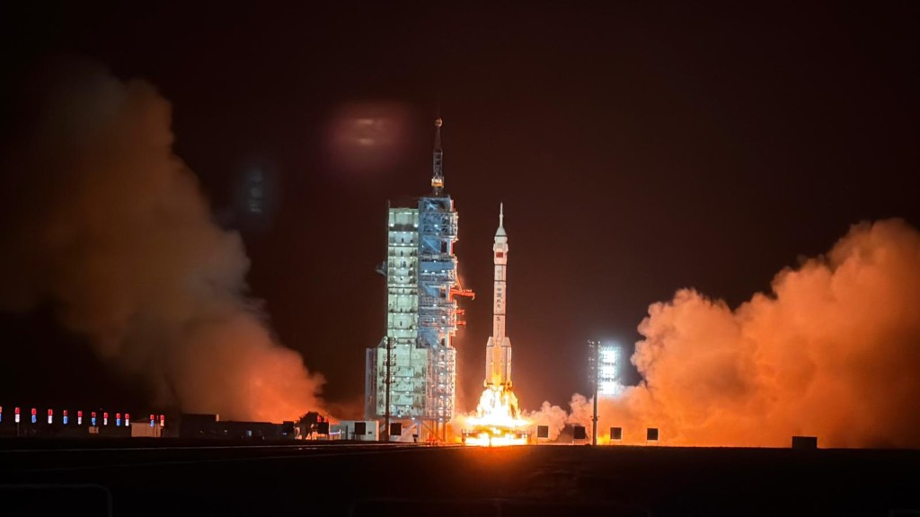 神舟二十三號升空任務取得圓滿成功。郭詠欣攝 神舟二十三號升空任務取得圓滿成功。郭詠欣攝