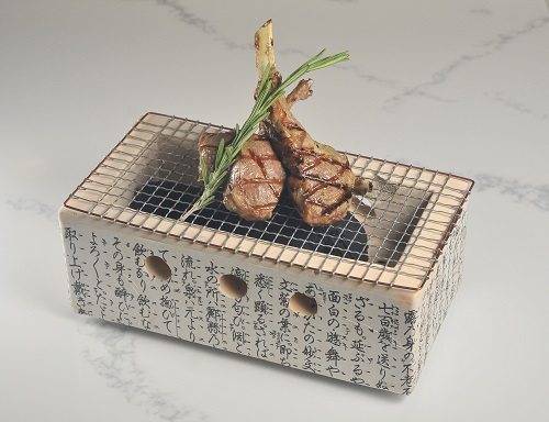 燒羊架 $368(Earth)肉質細嫩的羊架伴迷迭香燒至剛好熟,啖啖充滿香草氣味。