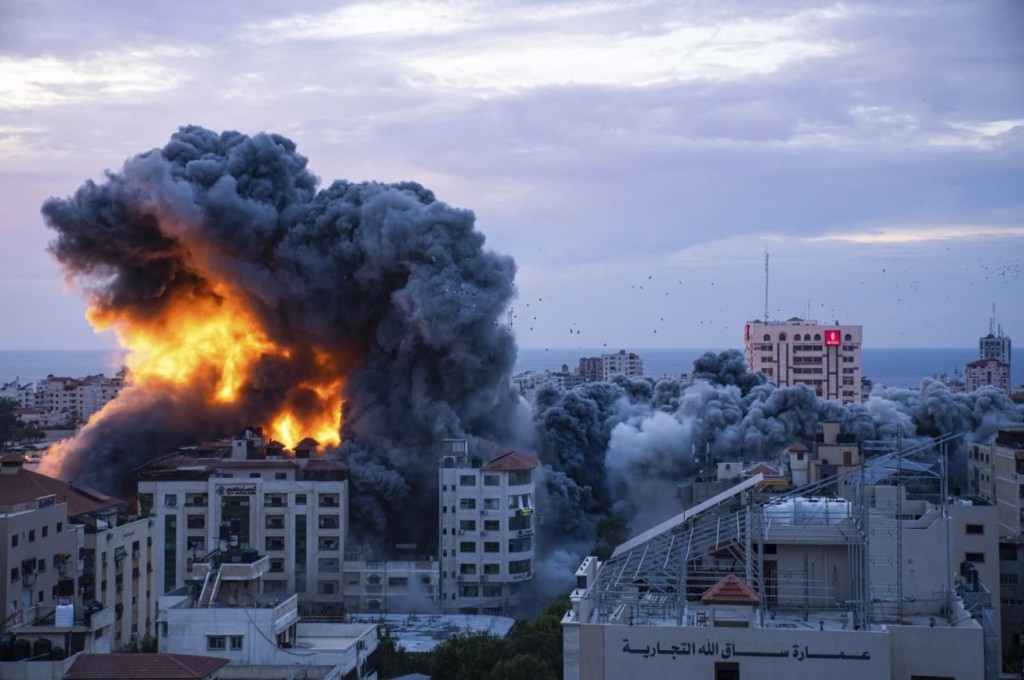 以军空袭加沙地带（美联社图片）