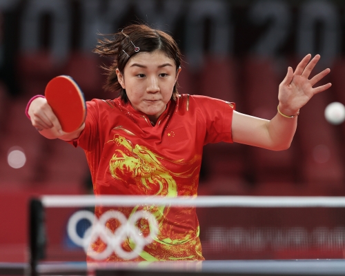 陳夢在乒乓球女單決賽擊敗同胞孫穎莎，為中國再添金牌。資料圖片