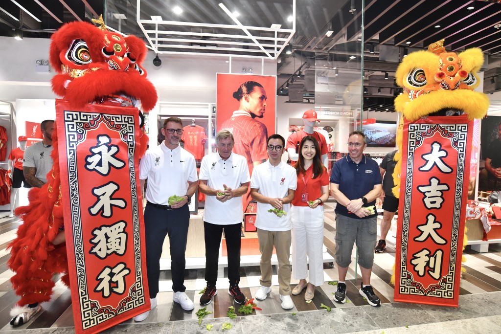 杜格利殊親臨現場參與剪綵。