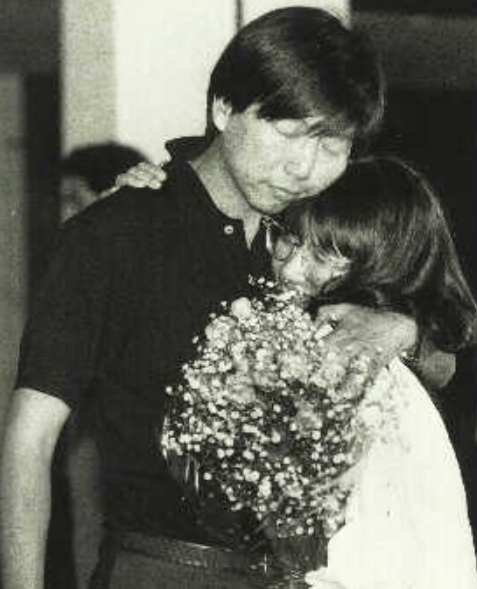 李卓人（左）與妻子鄧燕娥。資料圖片