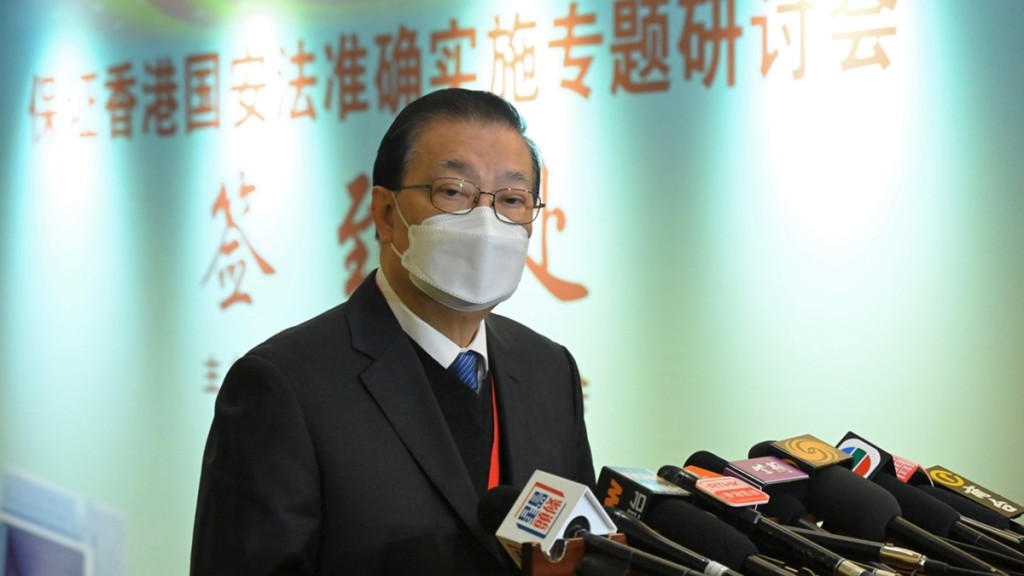 譚耀宗指政府現正修改相關法律執業條例。梁文輝攝