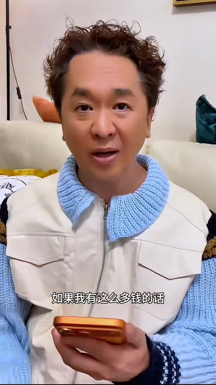 鄧兆尊其後在社交平台拍片澄清,片中他手持電話逐點回應。 鄧兆尊其後在社交平台拍片澄清,片中他手持電話逐點回應。