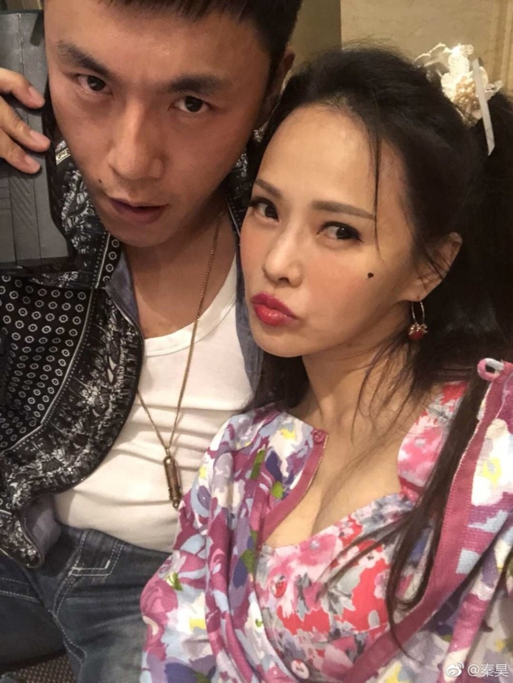 伊能静曾传出与老公秦昊现婚姻危机。