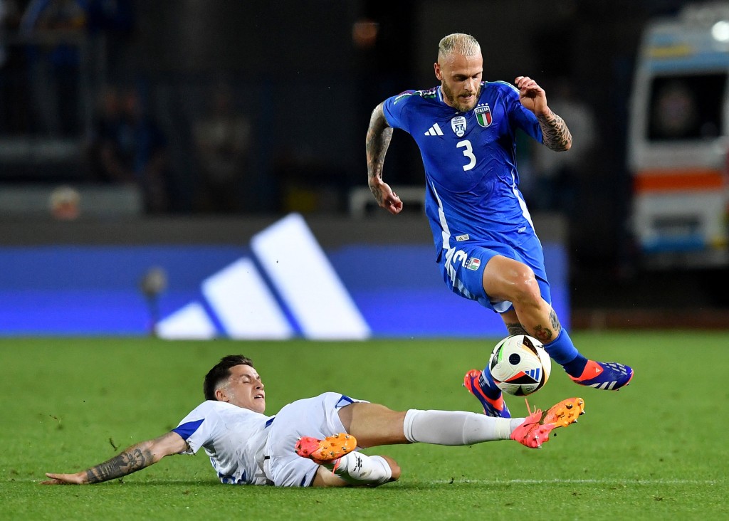 意大利今场有17次射门，可是只入1球。Reuters