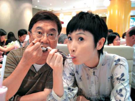 陈贝儿与父亲陈永镐关系甚佳。（东周刊图片）