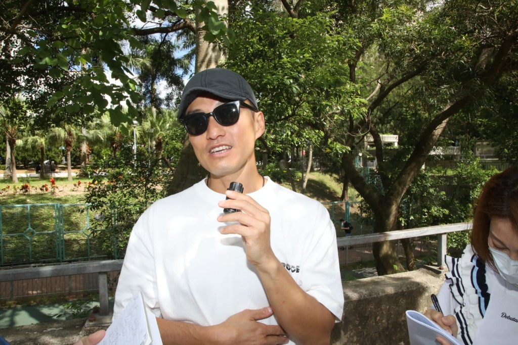 山聰好招積話剪臍帶冇手震。