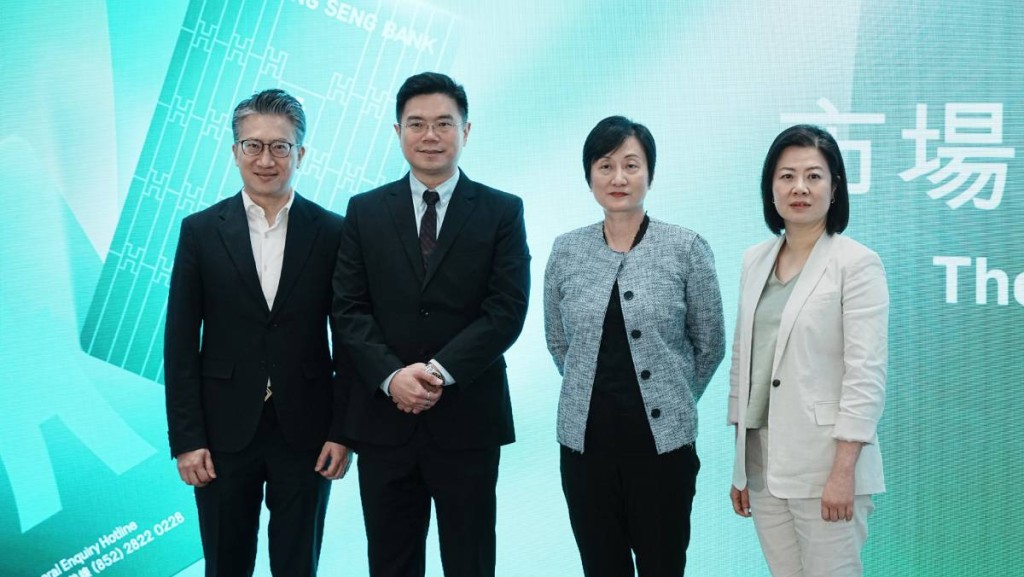 恒生「存摺寶」可輕觸手機查數 專為銀髮族設計「保留看得見、摸得著安心感」