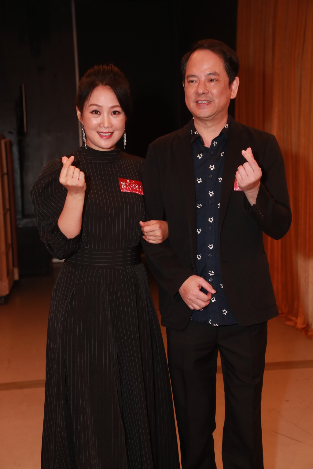最近与陈嘉辉夫妻档合作拍《逆天奇案2》。  ​