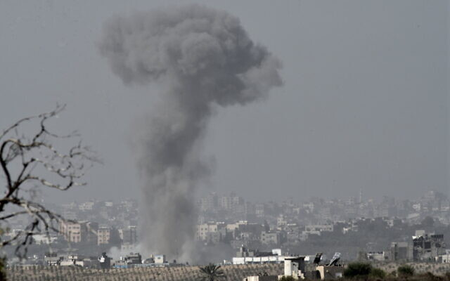 以色列軍方聲稱空襲了250個哈馬斯目標。網上圖片