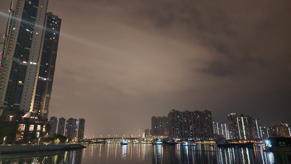 今日大致多雲。黎志偉攝