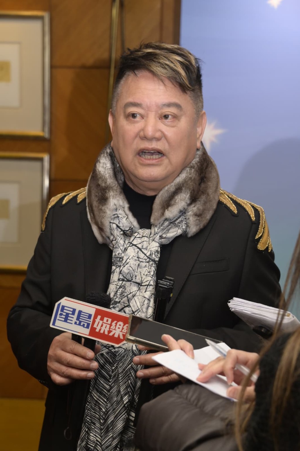 叻哥表示在網上直播帶貨能夠輕鬆賺錢。