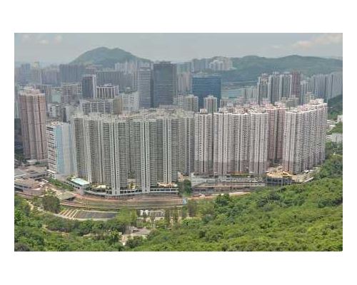 荃景花園中層三房套租1.78萬
