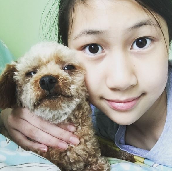 張家有女初長成。
