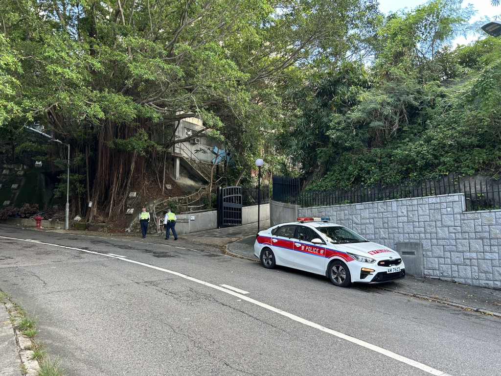 現場為南區豪宅壽山花園。曾志恆攝