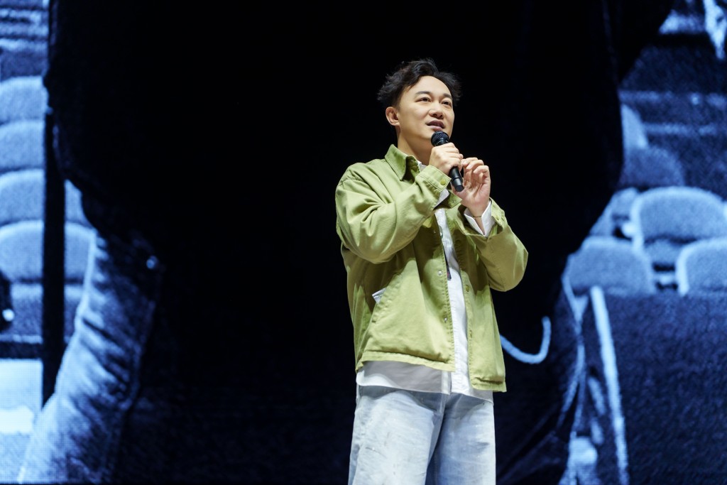 《FEAR and DREAMS: NOW is the only reality》收錄巡迴演出珍貴影像珍貴。 《FEAR and DREAMS: NOW is the only reality》收錄巡迴演出珍貴影像珍貴。
