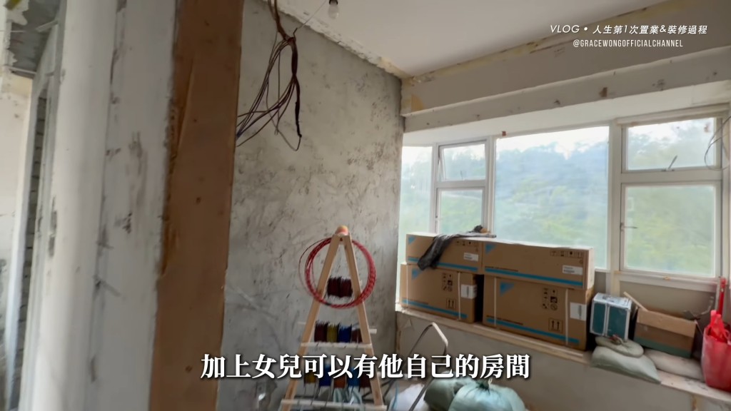 王君馨的女兒也有自己的房間。 王君馨的女兒也有自己的房間。
