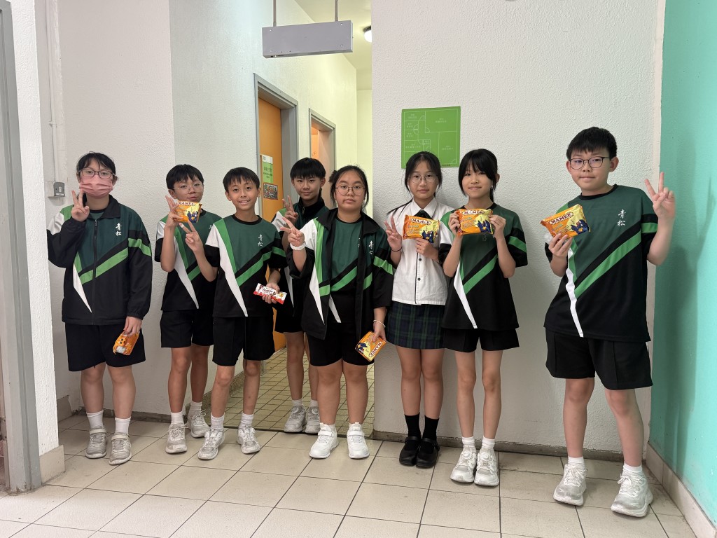 学生努力后获得小礼物，能建立正面的成就感。（图片来源：受访学校提供）