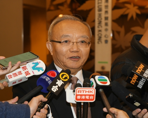 劉兆佳指政府處理疫情比較鬆懈,仍有許多不盡善盡美之處。資料圖片
