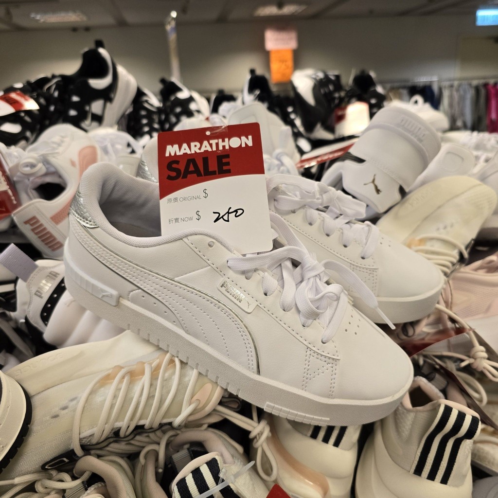 尖沙咀马拉松开仓大劈价！Nike/Adidas/New Balance服饰鞋款低至2折 帽/拖鞋/凉鞋$50起 买3件再享75折