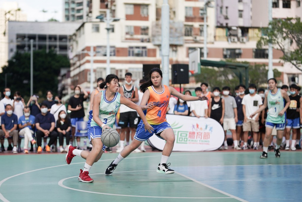 女子U19組別決賽，由裘錦秋對漢華。 公關圖片