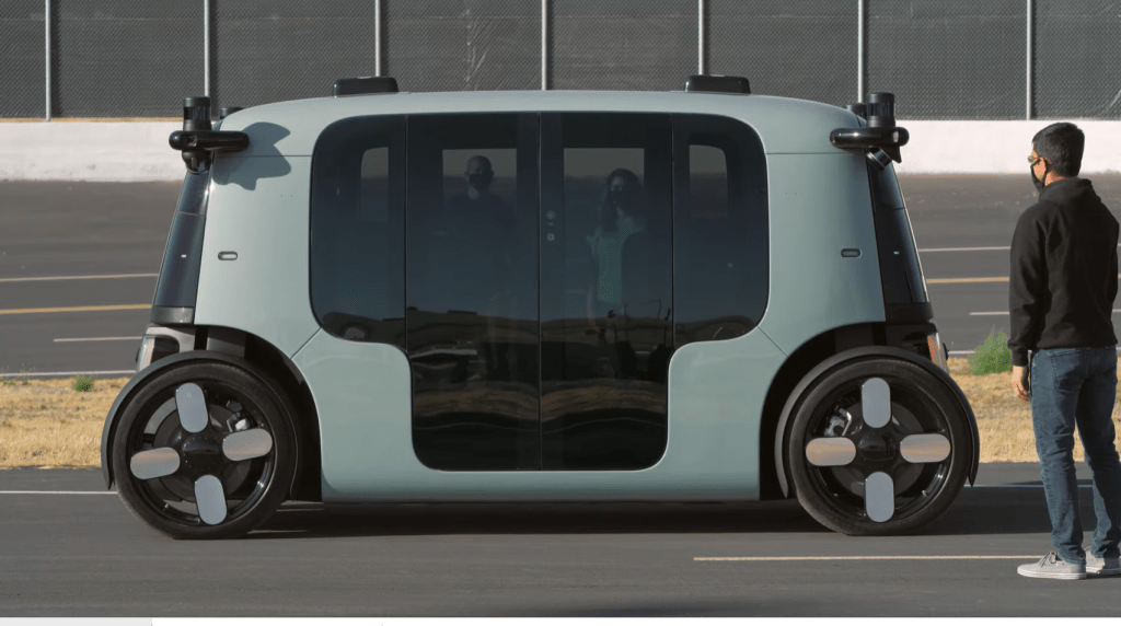 Zoozn發佈無軚盤的全自動電動車。