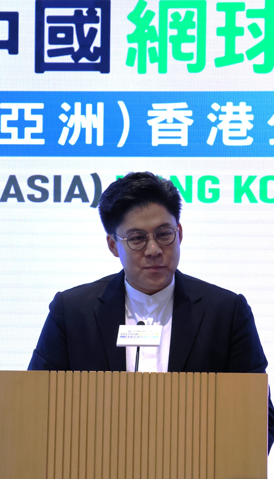 筹委会主席霍启刚表示，全国将有150位球手出战2023中国网球巡回赛建行香港公开赛。陆永鸿摄