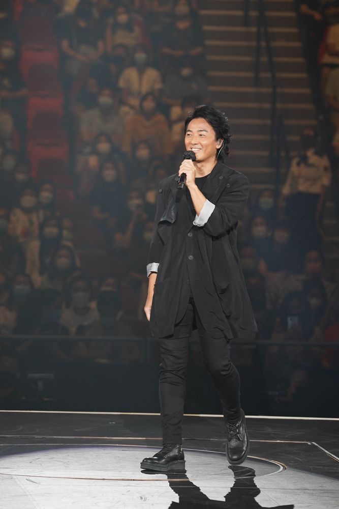 伊健為黎明演唱會擔任嘉賓。