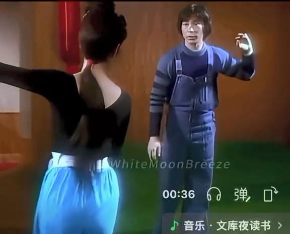 汪明荃練舞時,劉兆銘在旁指導。 汪明荃練舞時,劉兆銘在旁指導。