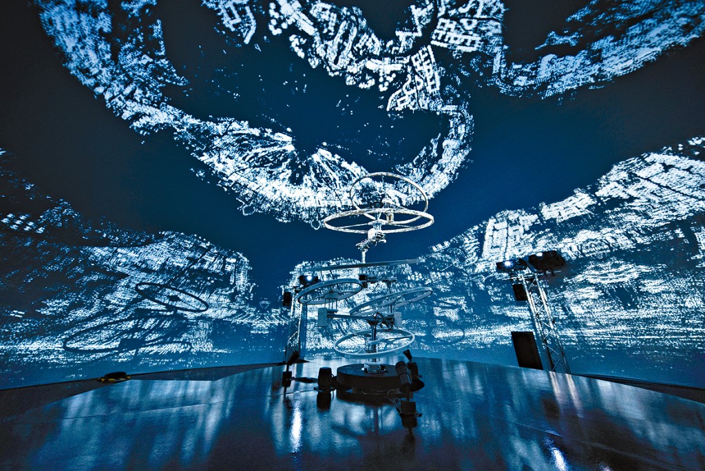 XCEED展覽「共振之靈－－Astrolabe（星盤）」。