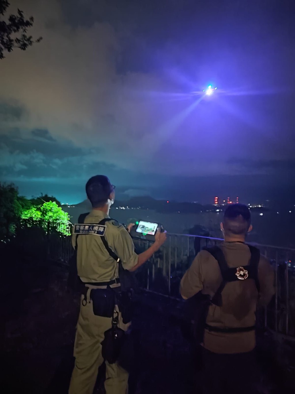 警察無人機隊進行夜間空域巡邏。警方提供