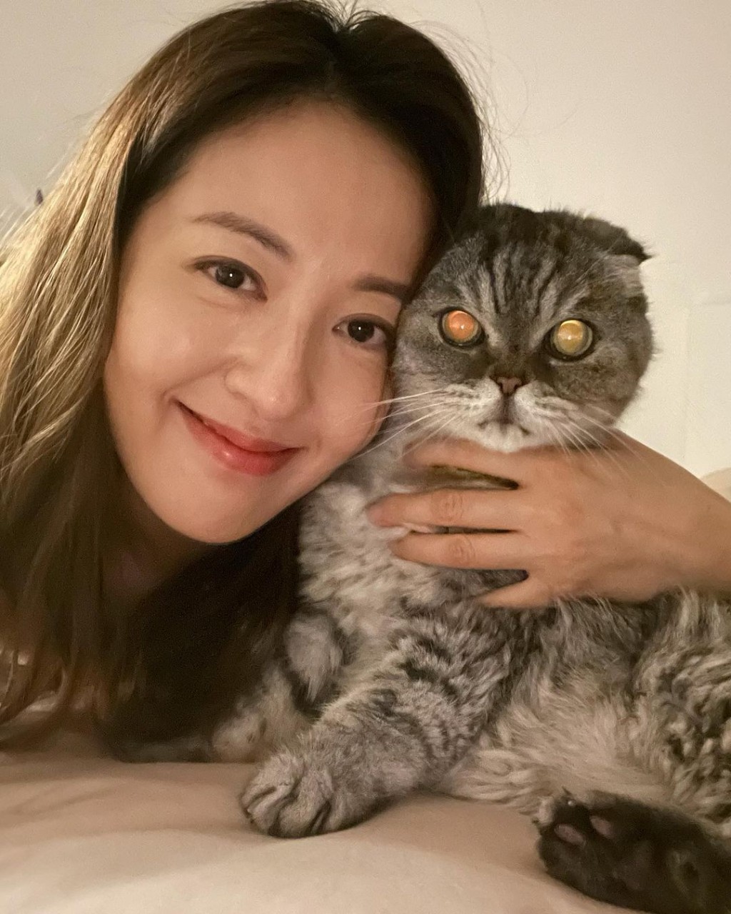 唐詩詠愛貓之一「銀仔」。