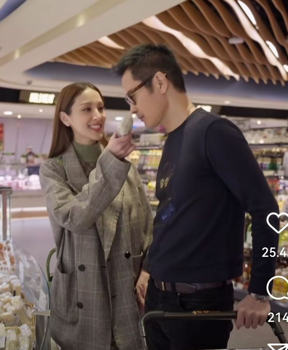 TVB廣告天后陳凱琳同老公鄭嘉穎拍住上賺錢。