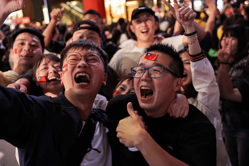 台灣棒球隊奪世一，球迷非常興奮。 路透社