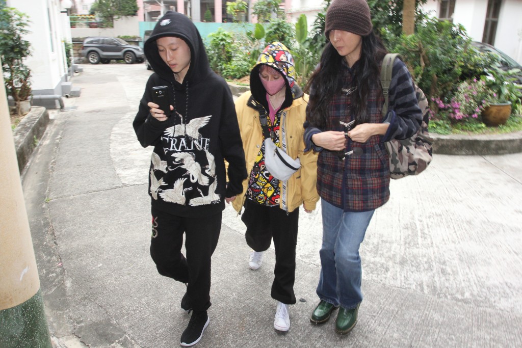 自從卓琳跟Andi結婚後，Elaine跟她關係出現不少問題。