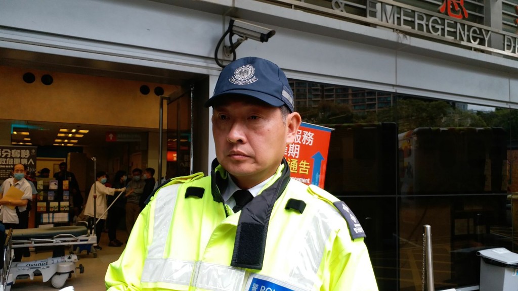 西九龍交通意外特別調查隊第二隊容百權高級督察