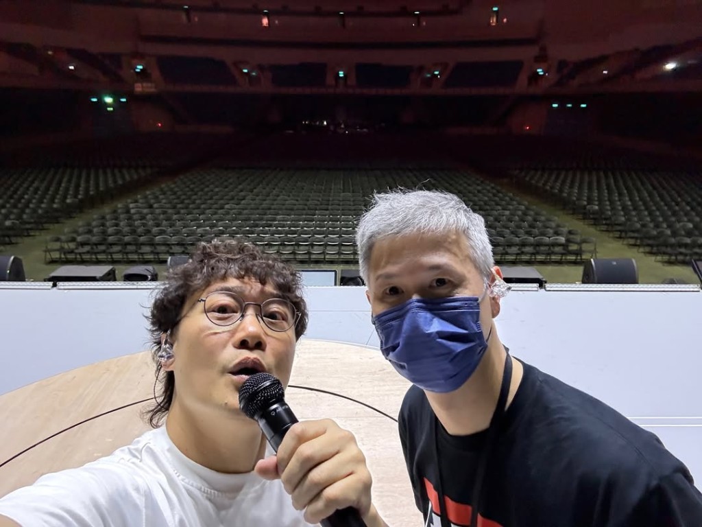 陳奕迅和Jerald合照。 陳奕迅和Jerald合照。