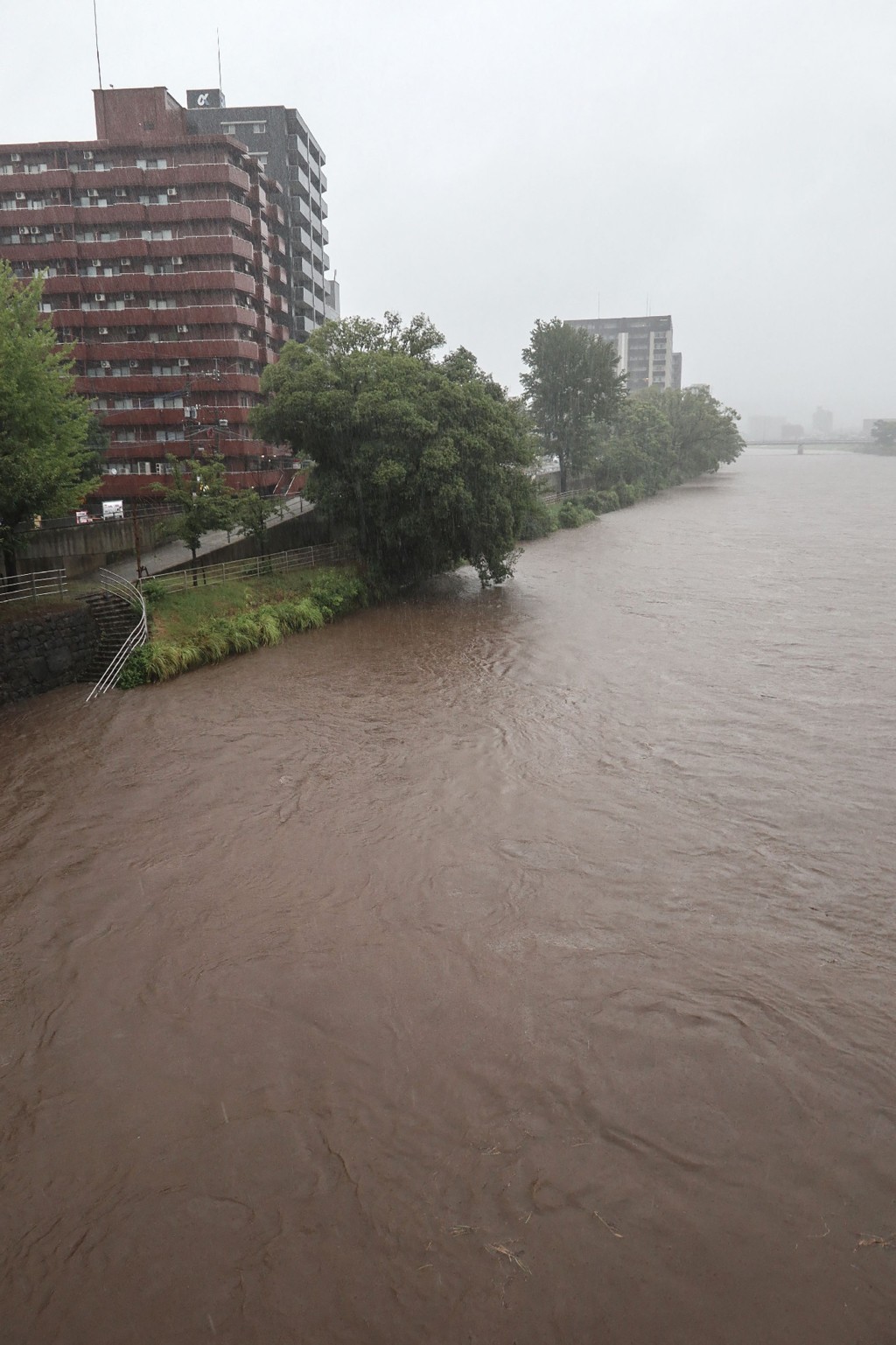 熊本县河水暴涨。法新社