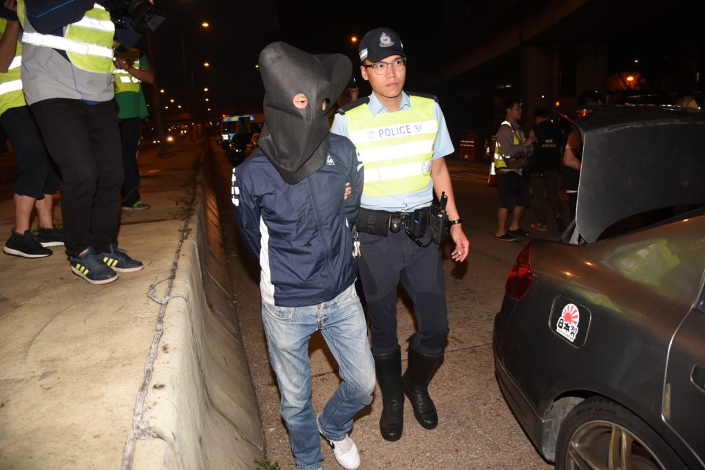被捕男子。