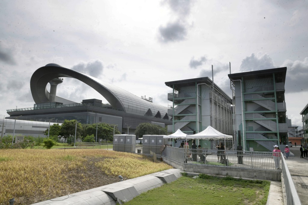 中央援建的啟德方艙將改建為青年發展設施。 中央援建的啟德方艙將改建為青年發展設施。