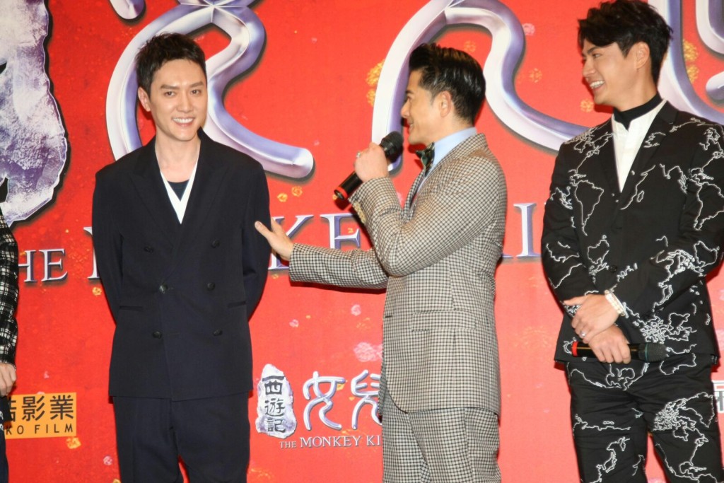 馮紹峰透露今次跟大家並非首次合作,感覺更加親切。